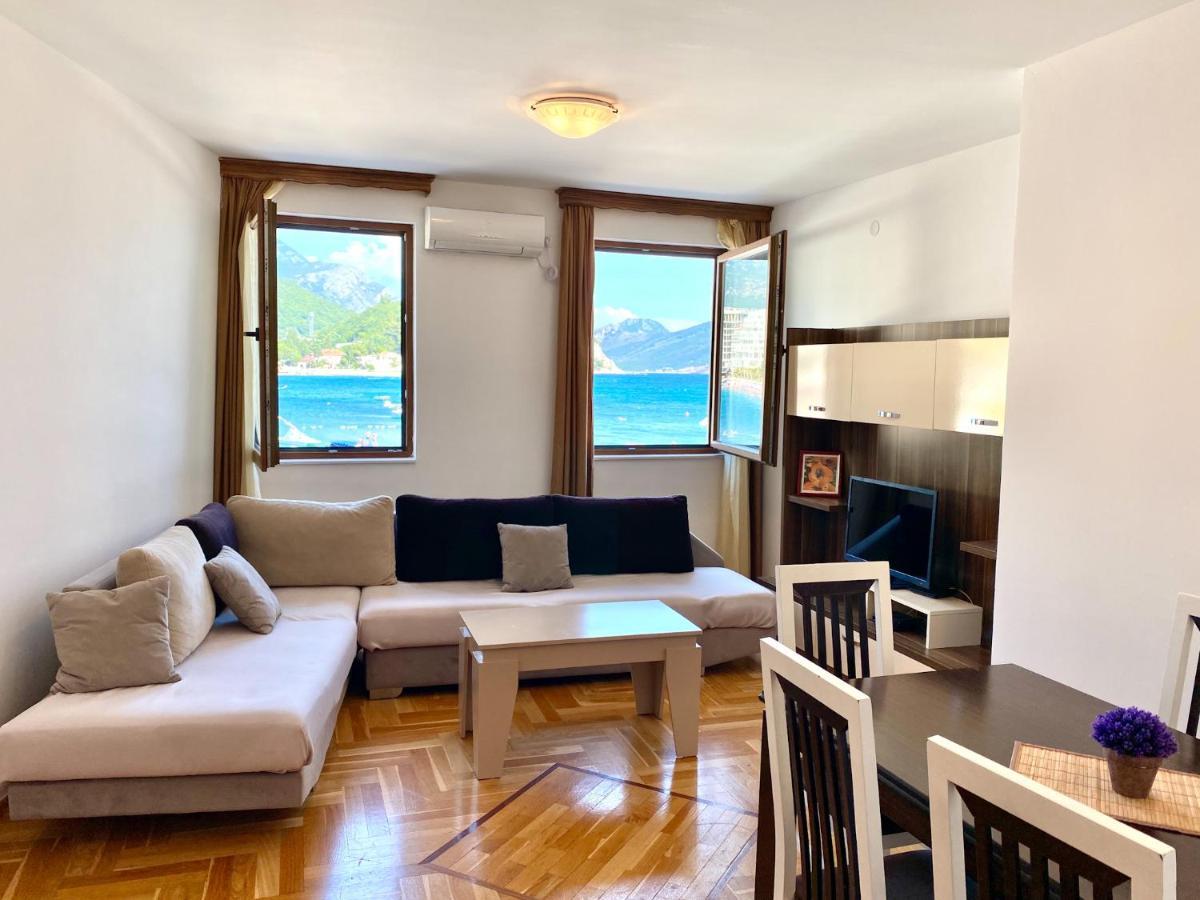 Apartments First Line Petrovac Exteriör bild